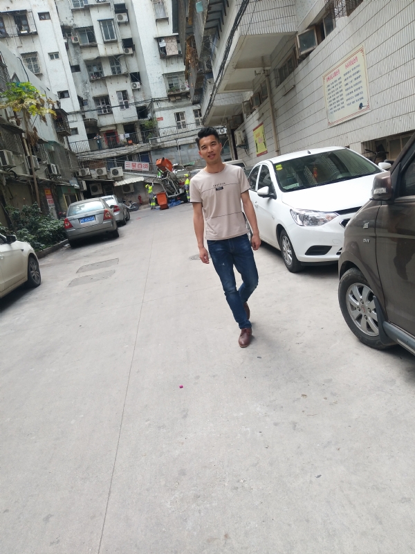 突然的自我的第三张照片--浦城征婚网