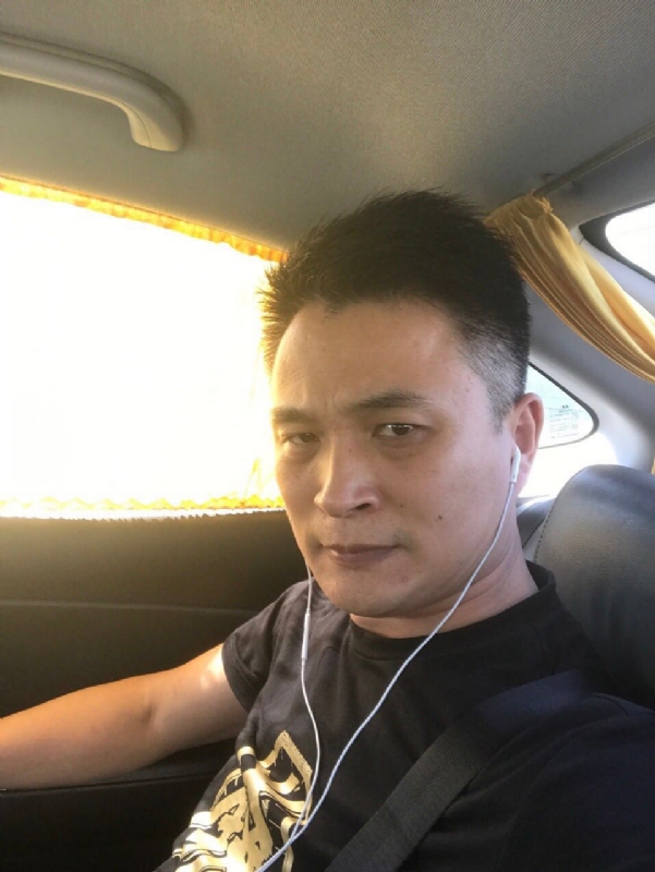 罗的第二张照片--浦城征婚网