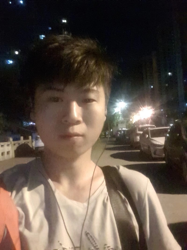 流星的瞬间的第一张照片--浦城征婚网