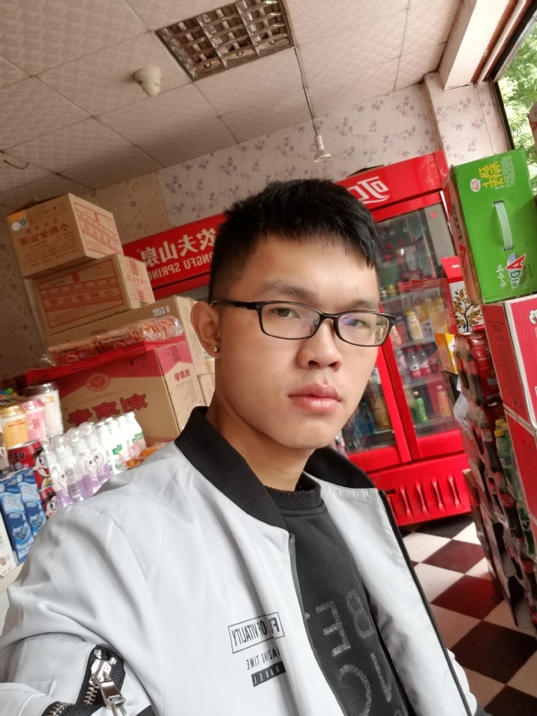 柒年的第一张照片--浦城征婚网