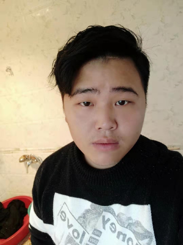 小李的第一张照片--浦城征婚网