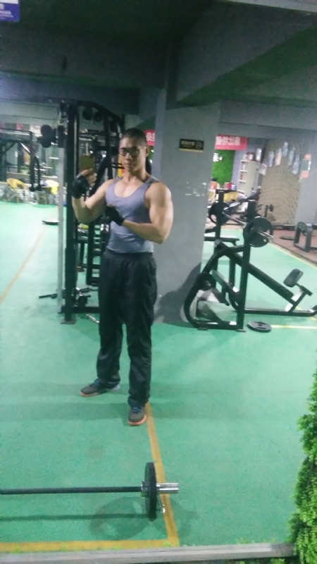 伤心是没有用的的第一张照片--浦城征婚网