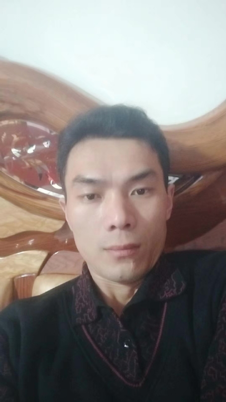 错把真心喂了狗的第四张照片--浦城征婚网