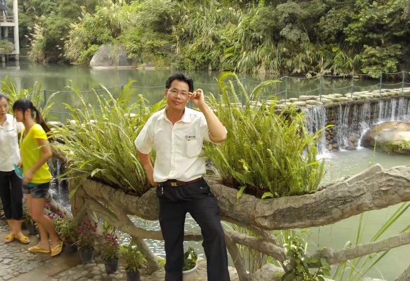 有高度才有格局的第三张照片--浦城征婚网