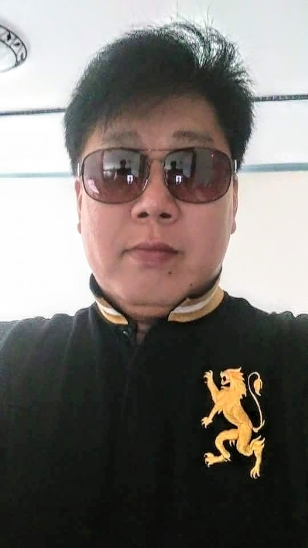 含笑半步癲的第一张照片--浦城征婚网