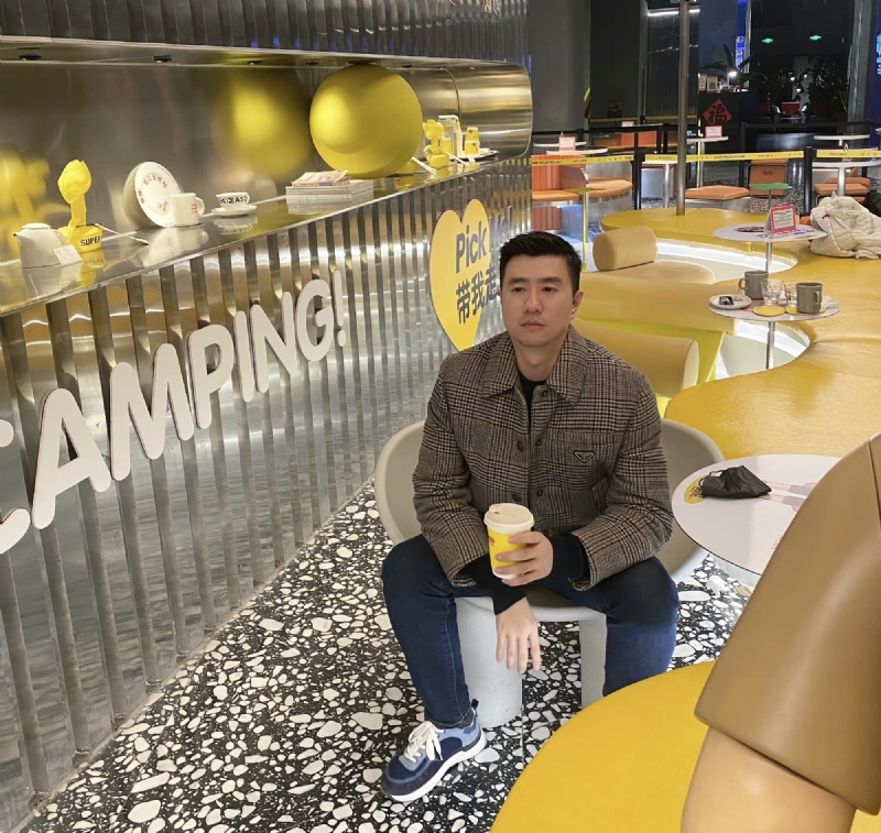 海邊漫步的第一张照片--浦城征婚网