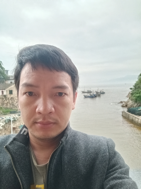 啊亮的第一张照片--浦城征婚网