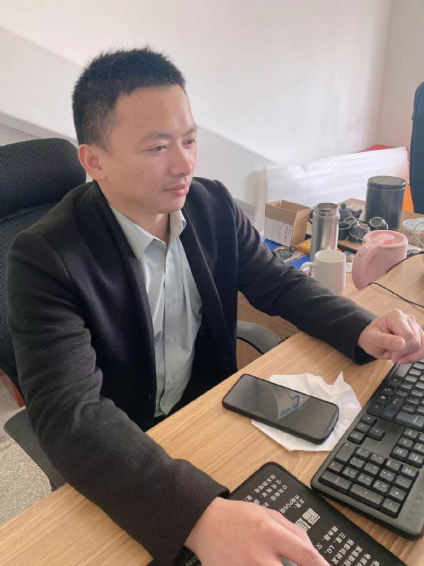 落叶知秋的第一张照片--浦城征婚网