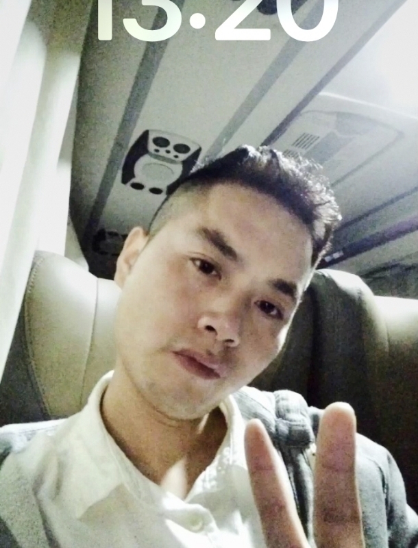 飞扬蓝天的第一张照片--浦城征婚网