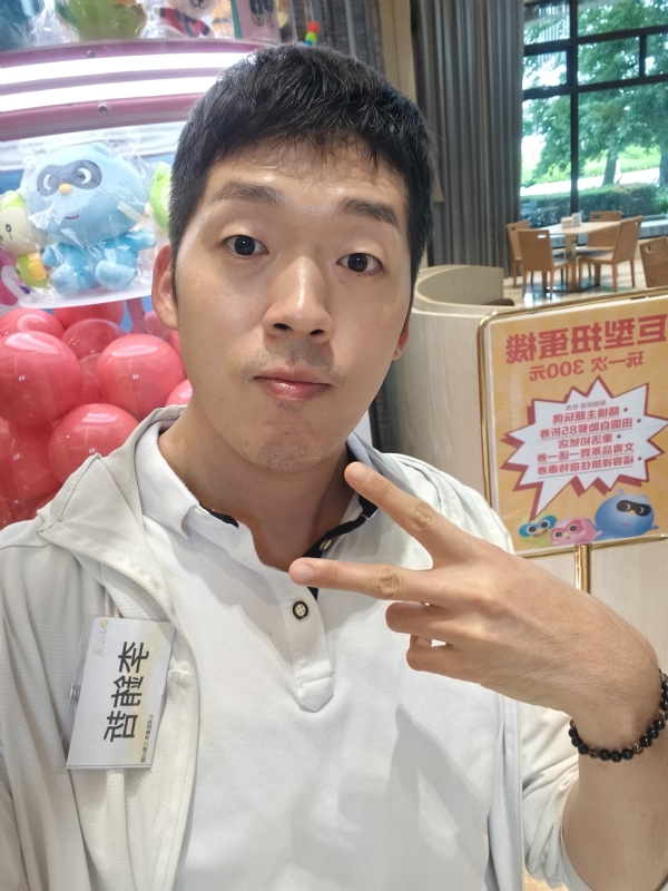 銪哲的第一张照片--浦城征婚网